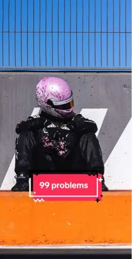 Nothin’ to fear, we are here 😘 #Nissan #NissanFormulaE #FeelElectric #MexicoCityEPrix #99problems