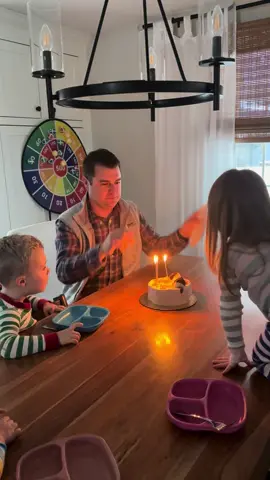 Power move  #happybirthday #dadhack #toddlersoftiktok #parentinghumor #parentsoftiktok #parenthoodbelike 