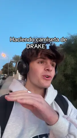 Mi mejor camiseta, gracias Drake😎🤡 