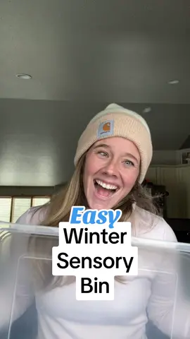 Our favorite winter sensory bin thats super easy ❄️ (if you live somewhere with snow!) #wintersensorybin #sensorybin #kidactivities #indooractivitiesforkids #preschoolactivities #preschoolmom #stayathomemom #MomsofTikTok #sensorybinideas #sensorybinsfortoddlers #activitiesfortoddlers #learningthroughplay #parentsoftiktok 