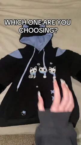 Ive never been SO WARM IN MY LIFE OHMYYYYY. ALSO THE PAWS COME OFF #fyp #micotaku 