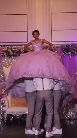 💜💜💜 #fyp #fypシ #fypage #fypシ゚viral #foryou #explore #explorepage✨ #fypp #quince #quinceañera #quincedress #quinceañeras #vaquero #quincedresses #pink #goldenhour #jvke #jvkegoldenhour 
