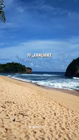 11 Januari 🥰 full lirik nya mbak  @tatiwahyati321 11 Januari pas yah lagunya ,  temuin atau kasih ke seseorang yg special siapa tahu jodoh 😊😊😊😍😍😍#CapCut #foryou♥️ #sebelasjanuari💞 