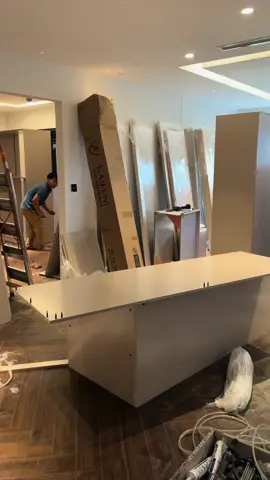 Năm nay làm lại cằng thấy nợ nhiều 😭😭😭 chẳng dư giả được đồng nào