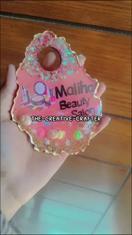 MakeUp Mixing Plate😍 #resin #resinart #trendingsong #tiktokteam #customizedgifts #trending #resinpen #viral #fypシ #examready #DIY #resinpour #fashion #newyear #newyearstatus 