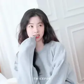 دوبو  #twice #Dahyun #dahyunedit  #dahyunfancam #fyp #explore #edit  #fotoshot #kpop #cute #clips 
