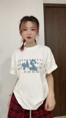Ngìu ngừi lói thick elm, ngừi xinh hay áo xinh??  #lucie_nah #xyzbca #fyp 