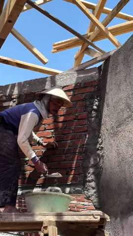 Masih ingin mengeluh wahai sobat ? #kontruksi #kontraktor #yogyakarta #kontruksibangunan #bangunan #tukang #construction #kulibangunan #kulijawa #pekerjakeras #tukangbangunan #pertukangan 