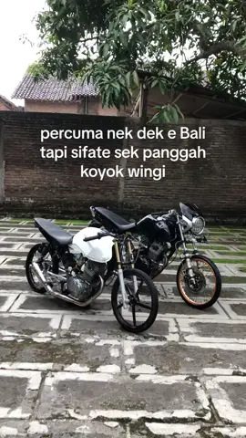Hehehe😊#fyp #sad #galaubrutal🥀 #sadvibes🥀 #jowopride #herex #herexjatim #herexseragen #foryou #xybca 