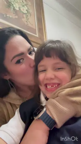 #liczulennygomez #goodvibes #daughterlove #daughter #proudmom #enjoylife 