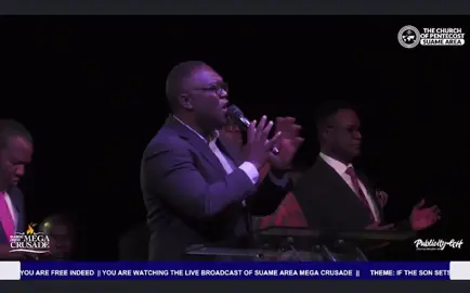 Praise Jam from Pastor @Emmanuel Kyei Boate at the CoP SUAME AREA MEGA CRUSADE…Enjoy!!☺️ #pentecostalpraise #gospelmusic #christianvibes #christianvideo #ghanatiktok🇬🇭 #ghanamusic #possessingthenations #ghanagospelmusic #ghana 
