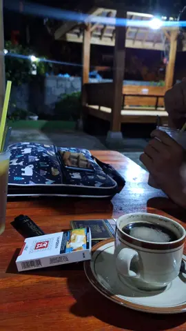 ngopi sek woo #ngopi #fyp #story #storywhatsapp  #foryou #random #santai 