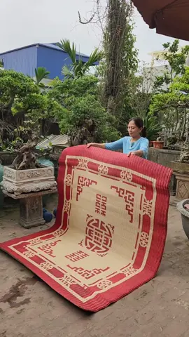 Mấy ai còn nhớ tấm chiếu hới Thái Bình? nhà bạn đã từng dùng qua chiếu dệt tay làng tôi chưa? #chieuhoithaibinh #chieucoi #chieudettay #kyuc #langnghe #thucong #xuhuong #thaibinh 