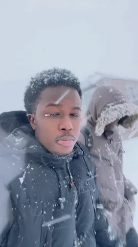 Winter ❄️❄️ #🇸🇳🇨🇦 #flypシ #wallyseckofficiel2 #wallyseck_officiel #viewings #galsentiktok #canada_life🇨🇦 #canadatiktok🇨🇦🇨🇦❤️ 