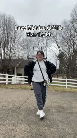 I wear this sweatshirt too much #midsizefashion #midsizefashion #midsizeootd #midsize1214 #size12to14 #sahmfit #lazysahm #sahmootd #lazysahmootd 