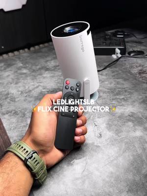 أحلا بروجكتر🔥✨flix cine projector #movienight #netflixandchill #projector 