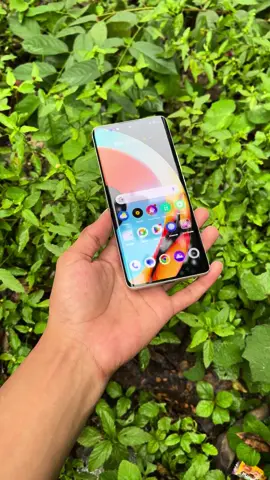 Realme 10 pro+ 12/256gb ready ya bos 😁