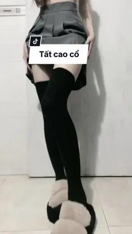 Phối đồ k thể thiếu #tất #vớ #xuhuongtiktok #miu 