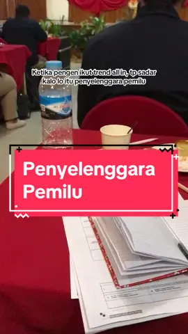 Para penyelenggara pemilu dari barisan kpu-ppk-pps-kpps ataupun bawaslu-panwascam-pkd-ptps hati hati dalam bermedia sosial. Penyelenggara pemilu wajib hukumnya untuk netral, bijak dalam bersosmed. Jangan sampai kena kode etik 🤫😁😁 #kpps #penyelenggarapemilu #siakba #trendtiktokforyou #allin #pemiluserentak2024 #pemilu2024 #kpps2024 #fypgakni #tulungagung 