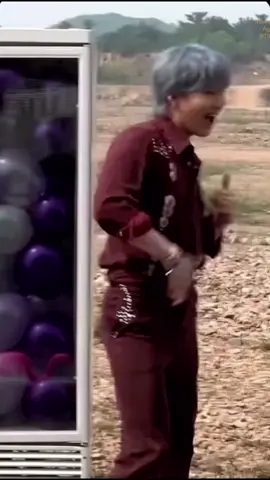 cute Yoongi  #bts #btsarmy #btsarmyforever #bts_official_bighit #btsforever #minyoongi #yoongi #agustd #suga #yoongidancing #yoongivibin #permissiontodance #pdt 