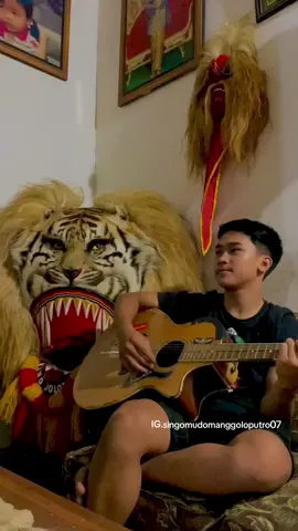 DHEWO JOLONDHINI 🫶🏽  LAMUNAN Cipt. Wahyu F Giri #ponorogo24jam #REOGSMMP #lamunan #fyp #reyogponorogo #reyogmilikindonesia #budayaindonesia #viral 