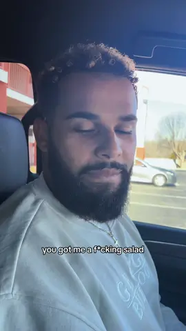 Look this man hates eating healthy 😭😭😂 #healthyeating #comedy #marriedlife #fyp 