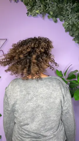 ♥️ #xsaradomyhair #curlyhaven #curlyhair #curlycut #urcurlyhaven #fy #fyp #voorjou #curlyhairdresser #curls #krullen #krullenkapper #curlcommunity #haircut #curlsandcoils #krullenkapperamsterdam 