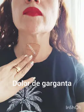 Comencé con dolor de garganta  e inmediatamente me puse la la cinta Duktape que tiene infrarrojo lejano que ayuda a desinflamar, es maravillosa  además de hidratarme ( no solo tomar agua) con agua viva, alcalina y con minerales,  y tomar el súper nutriente JadeGreenzymez de Nikken ( que contiene pasto de cebada tierna) Me ayudó muchísimo a no enfermarme en estas fechas👌😀. Comparte ¿cuáles han sido tus soluciones al dolor de garganta ? #alivioaldolor #dolordegarganta #solucionesaldolor #vitalbienestarconmariana #duktape  #waterfall #hidratacion #jadegreenzymes #nikken 