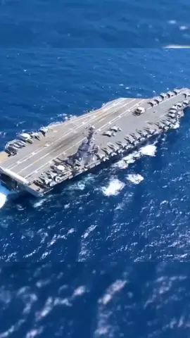 el PORTAAVIONES más grande y PODEROSO de USA equipado con armas LÁSER 🇺🇲🦅 #usa #navy #barcos #buques #portaaviones #eeuu #marina #militar #usnavy 