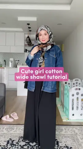 Replying to @heyyo.ash It’s the cotton wide shawl! 🤭 Here’s a shawl tutorial for the 2010s-inspired style with a 2020s twist. #hijabtutorial #wideshawl #printedcottonshawl 