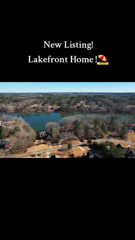 Lakefront ⛱️Home For Sale. #mcdonoughgeorgia #mcdonough #waterfronthomes #waterfront #lakefronthomesforsale #lakefront #filminglocation 