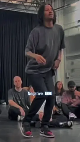 Lestwins Larry #lestwinson #lestwinsoff #dancer #dance #Music #edit #battle #worldofdance #dance#dancer#dancers#dancing#dancevideo#dancelife#choreography#dancersofinstagram#dancechallenge#ballet#dancelove#dancelover 