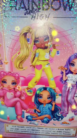 #rainbowjrhigh #bellaparker #rainbowhighdolls #fashiondolls #bellaparkerpjparty #rainbowhighslumberparty 