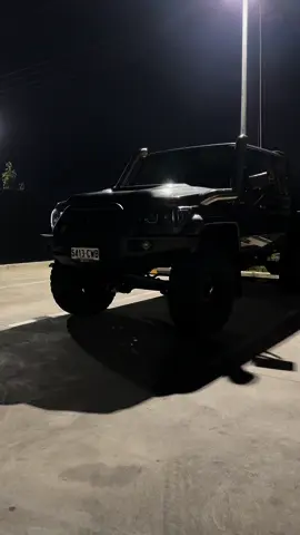 Mall crawler  #landcruiser #79series #dualcab79 #5inchlift #5inchlift37s 