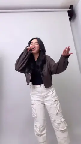 kembaran Raisa udah di indo aja@wannat.t 🐼#noey#noerow#noelaraslovers#orangthailand 