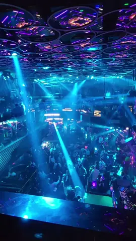 Let the music take over and the good times roll ❤ For booking:  +971 54 500 2200 #omni #dubai  #nightlife  #bestclub #bestparty #music #djs #dance #dubainightlife 