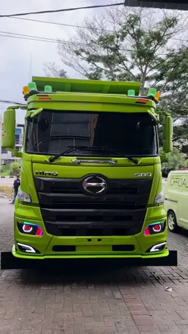HEDONNYA 2024🤘🤘kira kira mobil ini tahun brapa?? #pangkalanlighting #spionauman #truckmboiss #truckaceh #trucksumbar #truckbatubara #truckjambi #spionscania #bumperhino500 