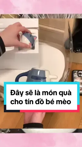 Ly Sứ Hình Mèo Con Ôm Cá cute #phukiennuoipet #trend #cute #trending #pet #pets #tiktok #cats #cats #xuhuong #review #dethuong #coc #cocsu #lysu 