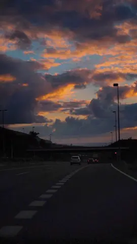 David Guetta Feat. Kid Cudi - Memories  #som #musica #internacional 