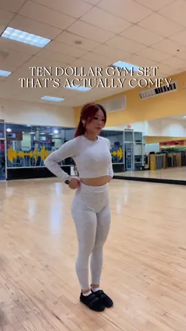 I would get this in a darker color next time 🏋🏻‍♀️ #GymTok #gymlover #gymoutfit #gymootd #Fitness #fitnesstiktok #tiktokshopclothes #tiktokshopgymsets #gymgirl #gymgirlsoftiktok 