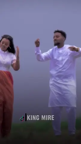 Midigta keen 🫱🫶🏻🥰 #kingmire #mursalmuuse #foryou #pages #fypシ #somalitiktok #lyrics #fpyシ #foryou #pagesforyou #musically #tiktokviral 