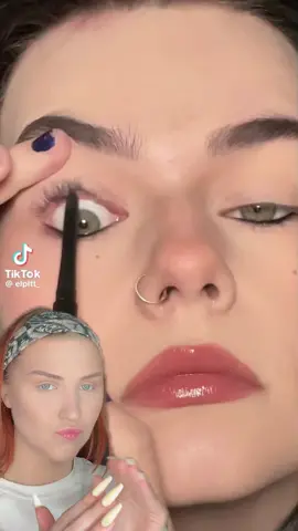 Ok but imagine this with the messy mascara liner from 2020 👀 (ib @elise ) #makeup #trend #90s #Vlog 