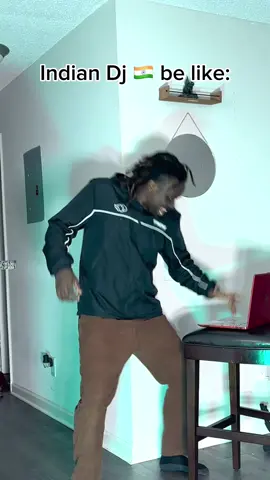 Only in India 🇮🇳😋🔥 . . . #humor #comedy #dancing #india #choreography #mood #afrobeat 
