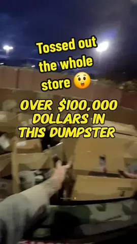 Dumpster diving at night for over $100,000 dollars in Makeup, toys, home goods, clothing and more !! This one is sad !!  #dumpsterdiving #dumpsterdiveking #sad #wow #makeup 
