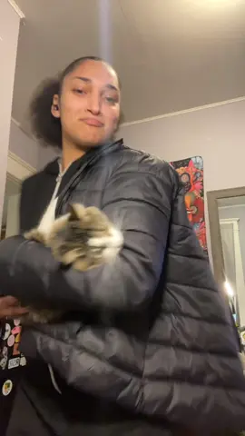 Lmao ain’t even take my coat off #fyp #foryou