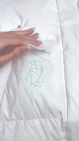 Wet wipes for cleaning down jackets! #foryou #tiktokmademebuyit #tool #downjacketsupplier #winteroutfit