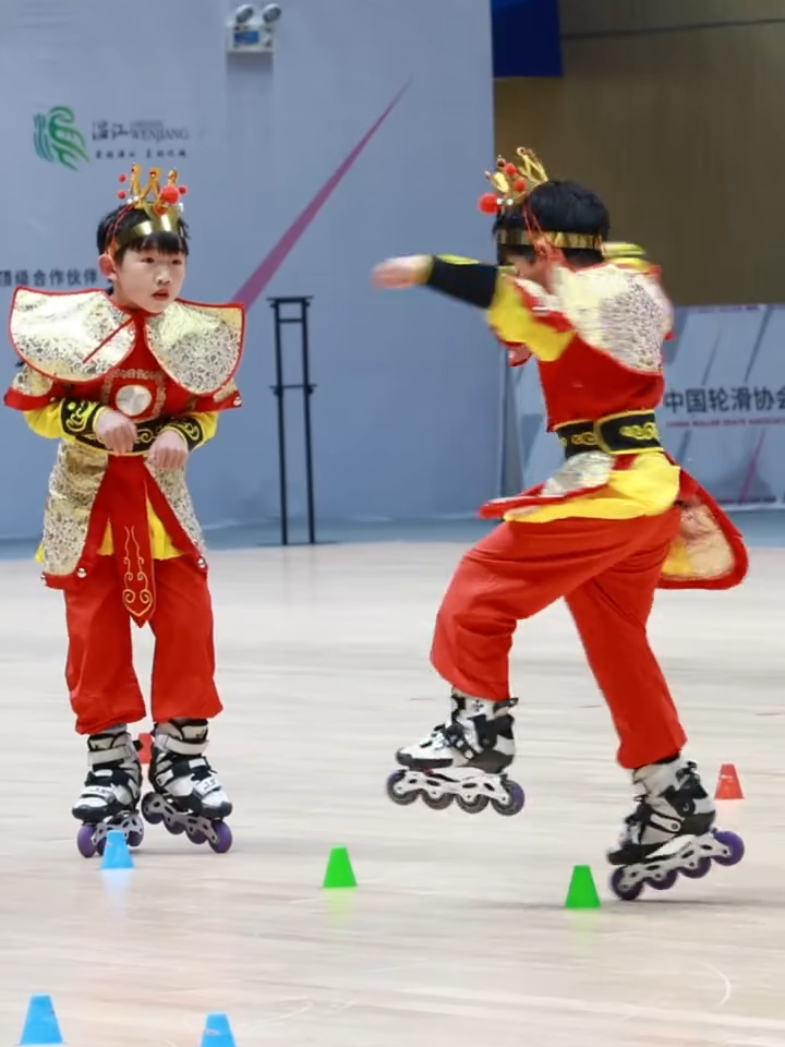 72 phép thần thông biến hóa !!! #inlineskateclub  #inlineskateacademy  #truotpatin  #truotpatintreem  #truotpatinchobe  #giaytruot  #daotaopatin  #patintimecity  #patinoceanpark