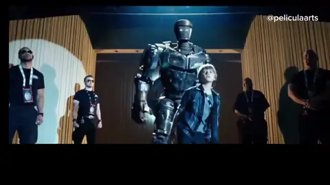 Gigantes de Acero, el baile de Max #gigantesdeacero #peliculas #escenasdepeliculas #fyp #peliculaclasicas #gigantesdeacero🤖⚙️🔧🔩  #peliculasrecomendadas 