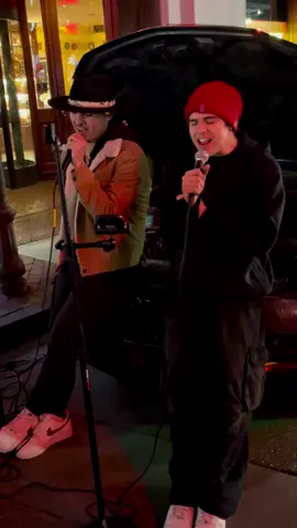 Beautiful Crazy 💙🫶🏼@jourblue @Jordan_chasemusic #lukecombs #neworleans #busker #frenchquarter #bourbonstreet #rawtalent #jourblue #nolababy #streetperformance #countrymusic #beautifulcrazycover 