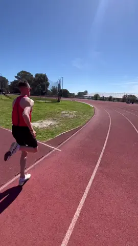 Bonne préparation  #athlete #athletics #track #10000m #run #Running #workout #asics #asicsrunning #french #championship 